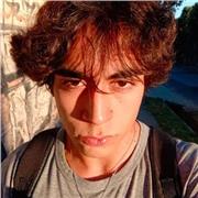 Me llamo Elias, soy un profesor de Piano Y teclado, hago clases a niveles basicos/intermedios a todas las edades